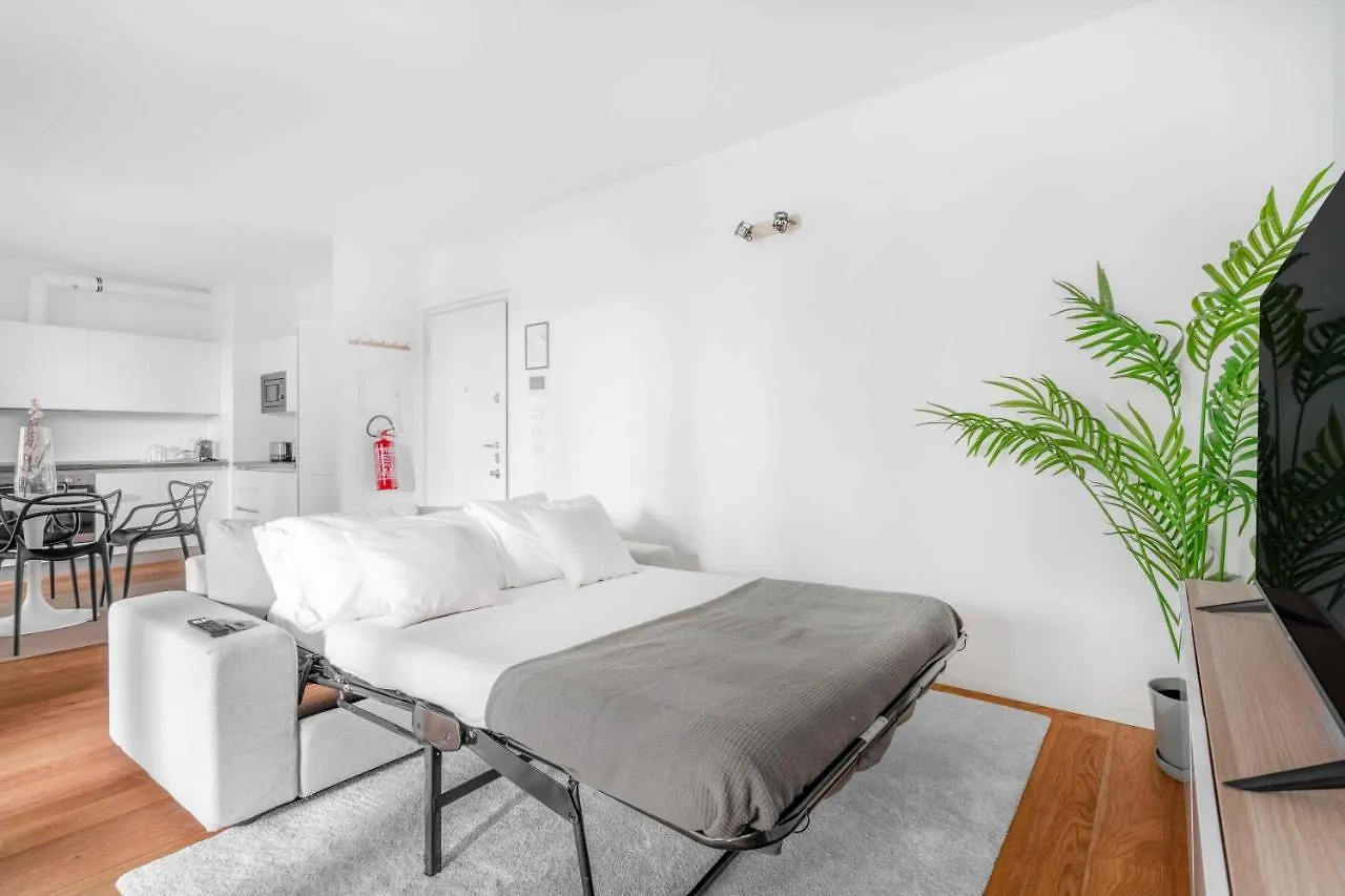 Modern With Terrace & Garage By Ndp Rent Apartment Milan