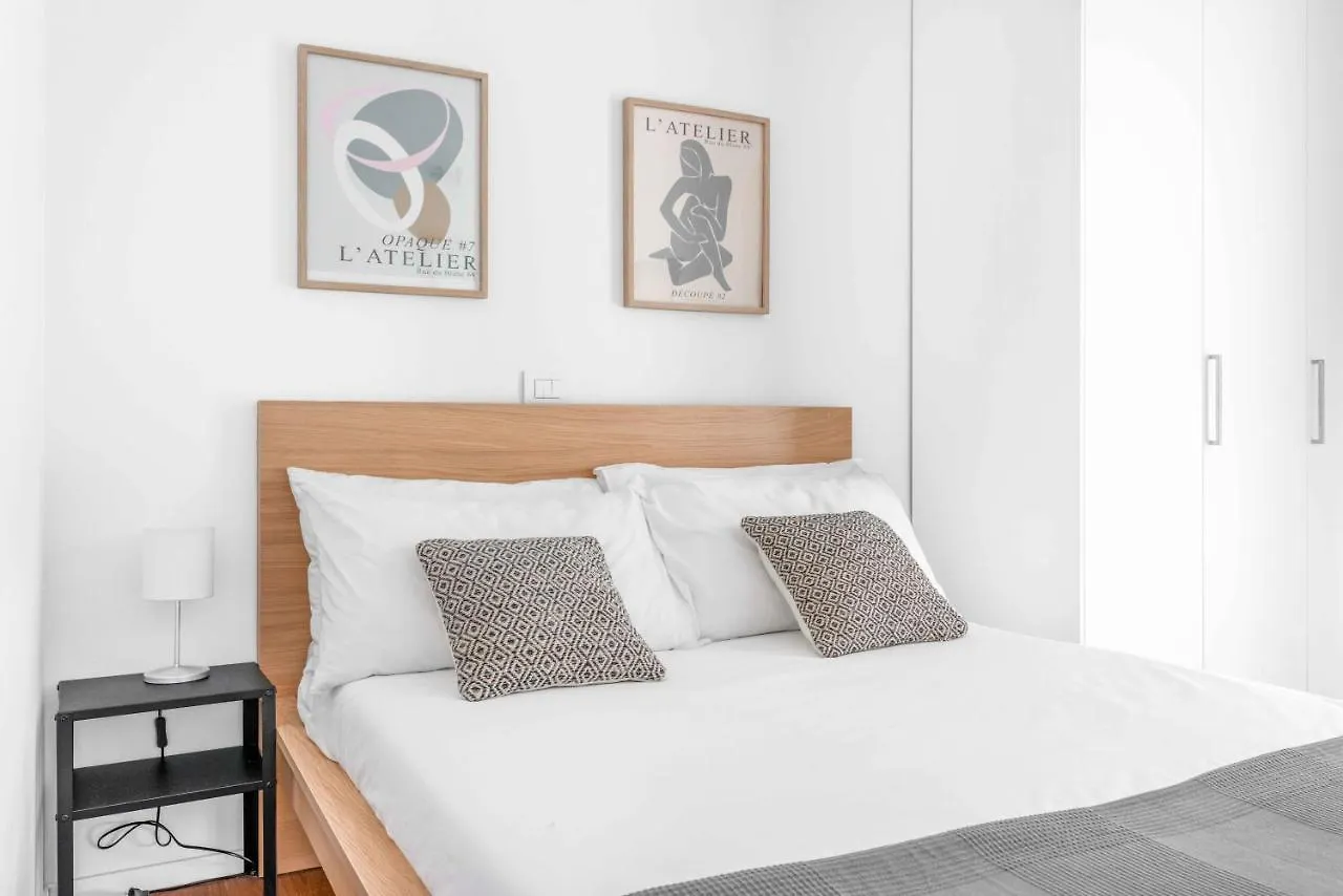 Modern With Terrace & Garage By Ndp Rent Apartment Milan