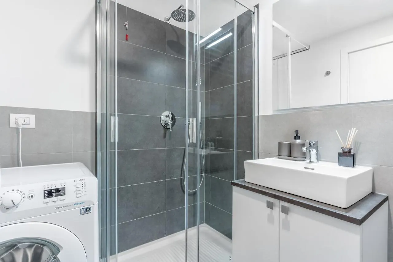 Modern With Terrace & Garage By Ndp Rent Apartment Milan 0*,